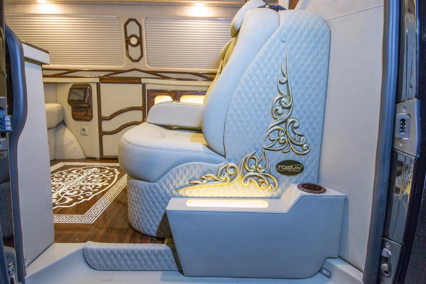 Denizli group transfer vehicle