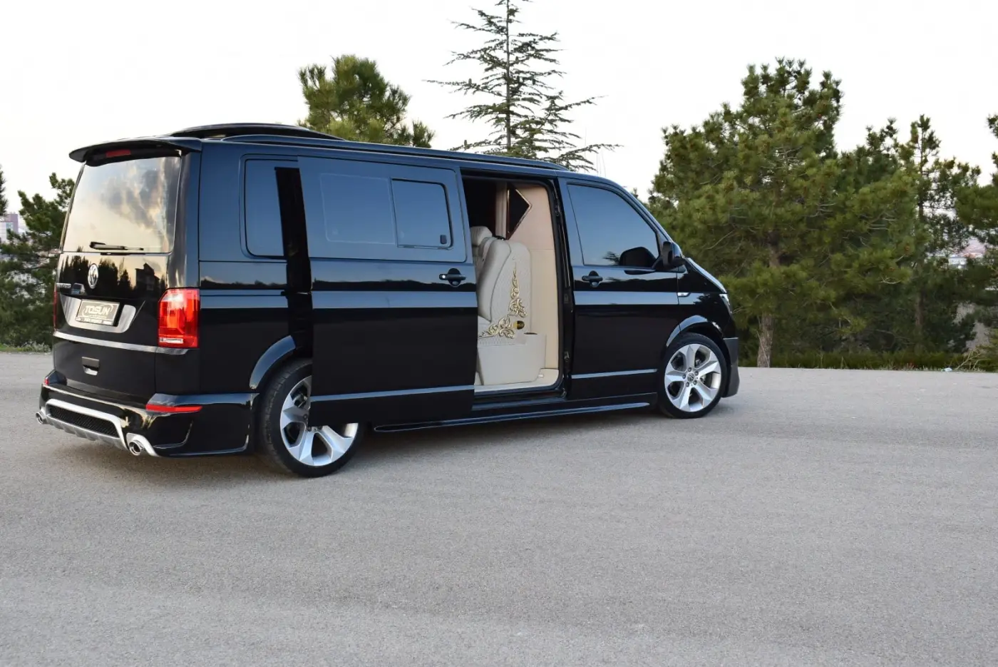 Denizli intercity VIP vehicle
